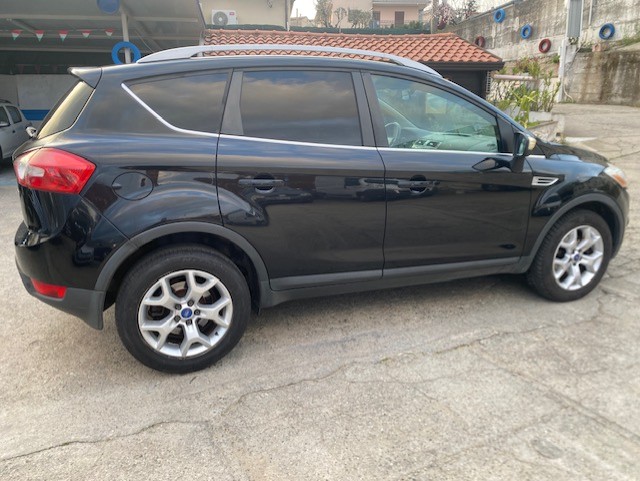 FORD KUGA