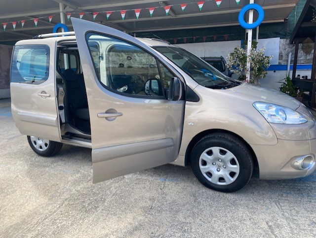 PEUGEOT PARTENER