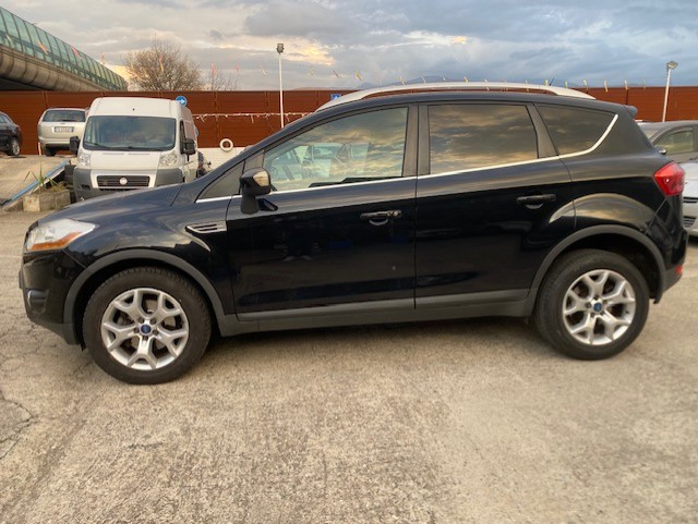FORD KUGA