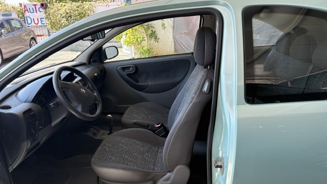 OPEL CORSA AUTOMATICA