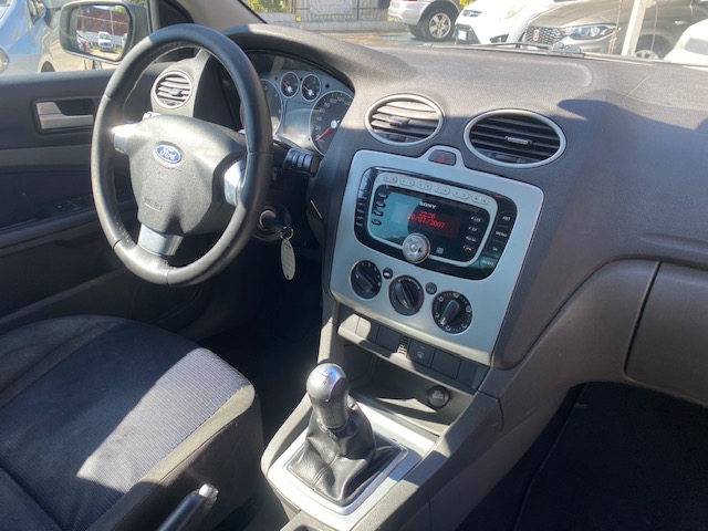 FORD FOCUS