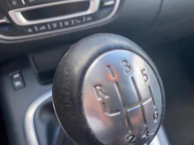 RENAULT SCENIC MEGANE 7 POSTI