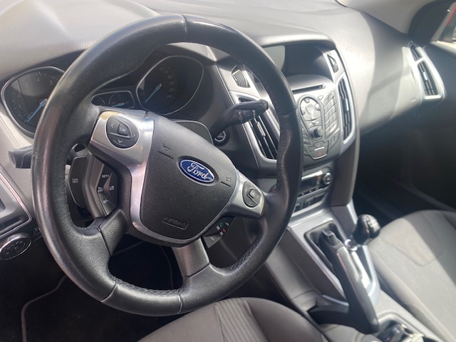 FORD FOCUS