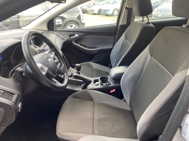 FORD FOCUS