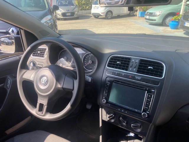 VW POLO