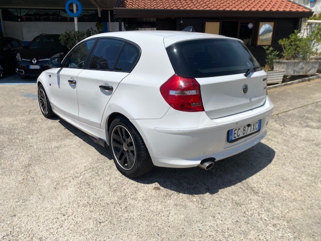 BMW 118 D