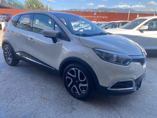 RENAULT CAPTUR