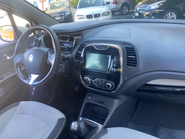 RENAULT CAPTUR