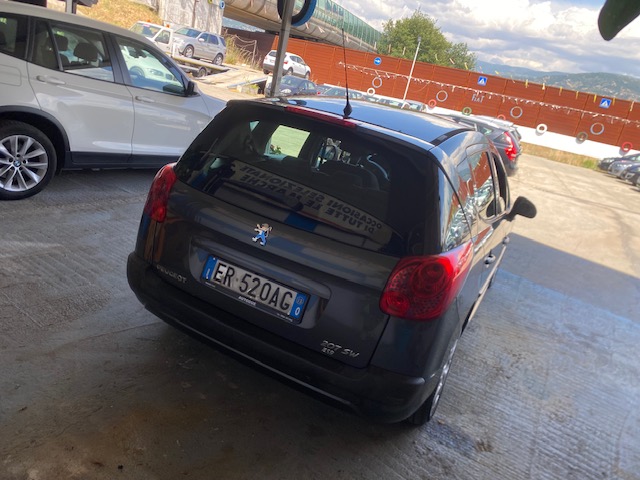 PEUGEOT 207