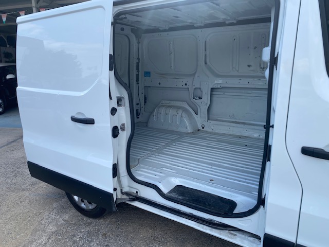OPEL VIVARO