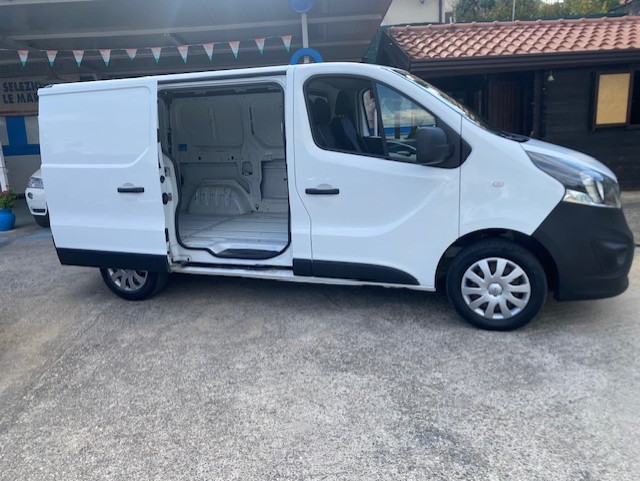 OPEL VIVARO