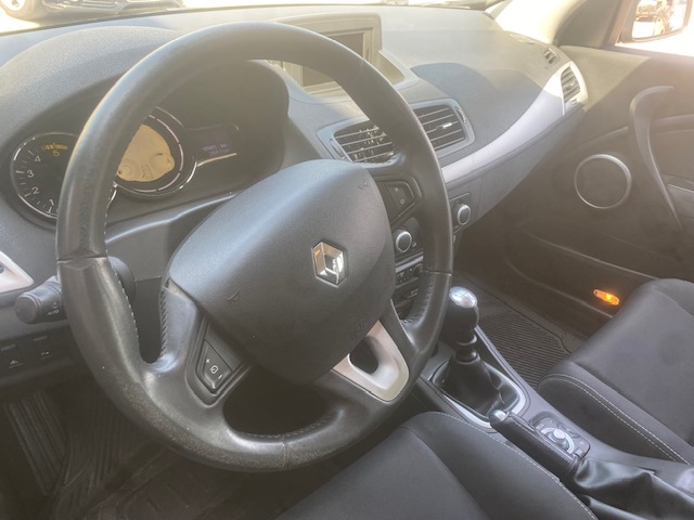 RENAULT MEGANE