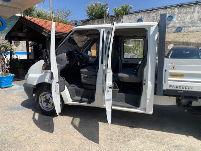 FORD TRANSIT B/ CABINA