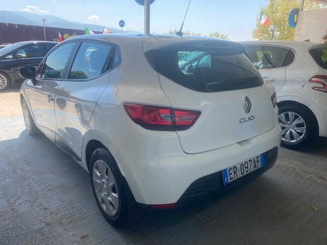 RENAUL CLIO