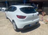 RENAUL CLIO