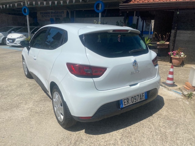 RENAUL CLIO