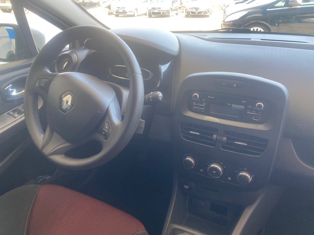 RENAUL CLIO
