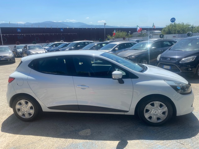 RENAUL CLIO