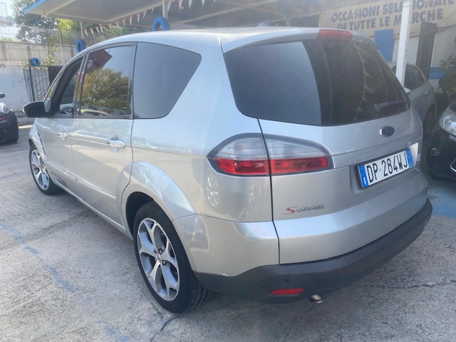 FORD S MAX