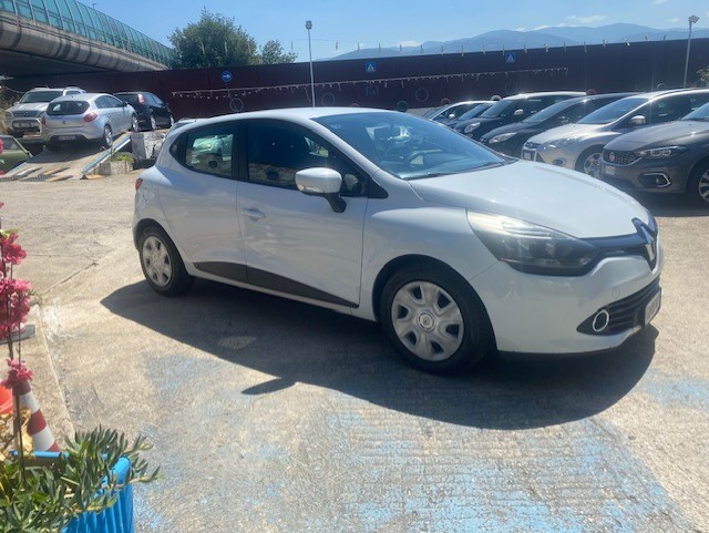 RENAUL CLIO