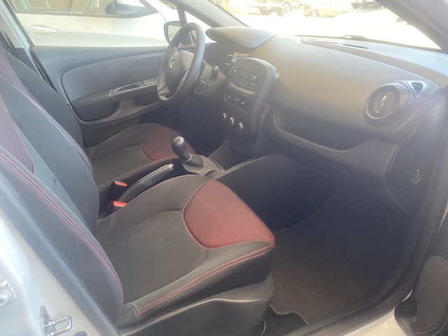 RENAUL CLIO