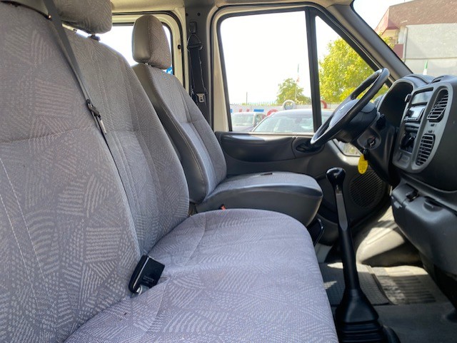 FORD TRANSIT B/ CABINA