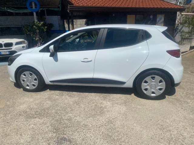 RENAUL CLIO