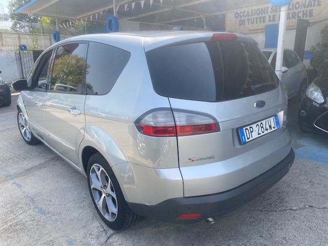 FORD S MAX