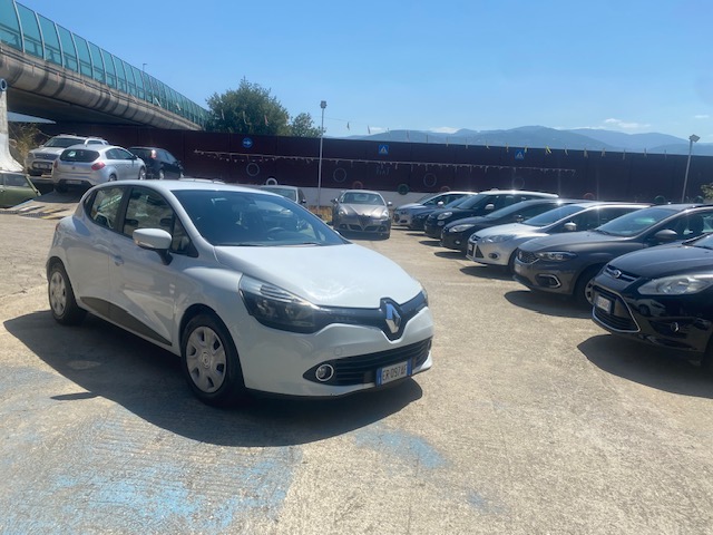 RENAUL CLIO