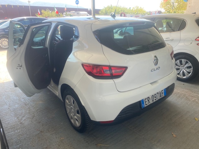 RENAUL CLIO