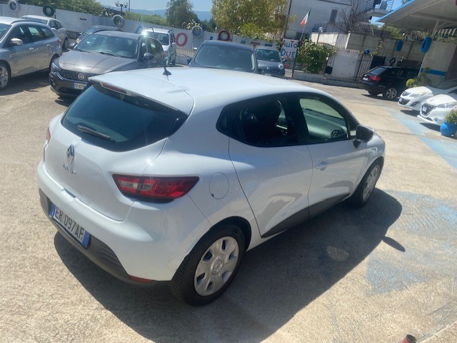 RENAUL CLIO