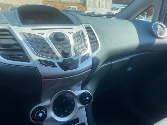 FORD FIESTA
