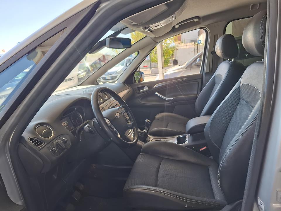 FORD S MAX