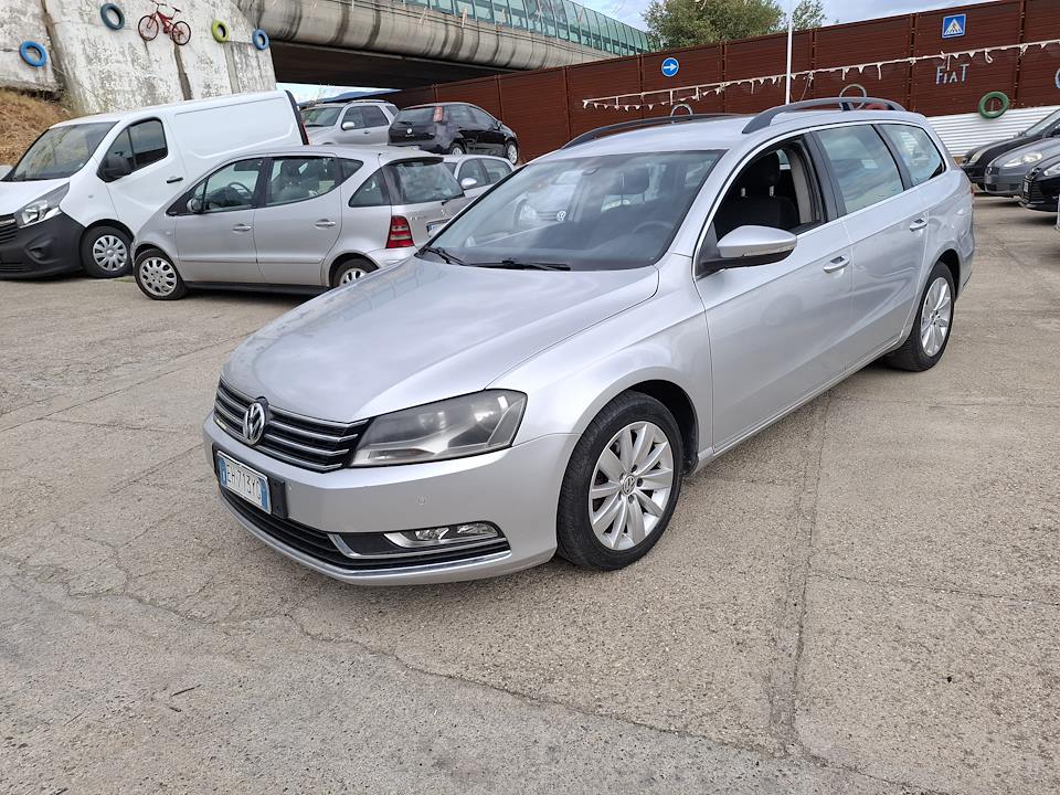 VW PASSAT