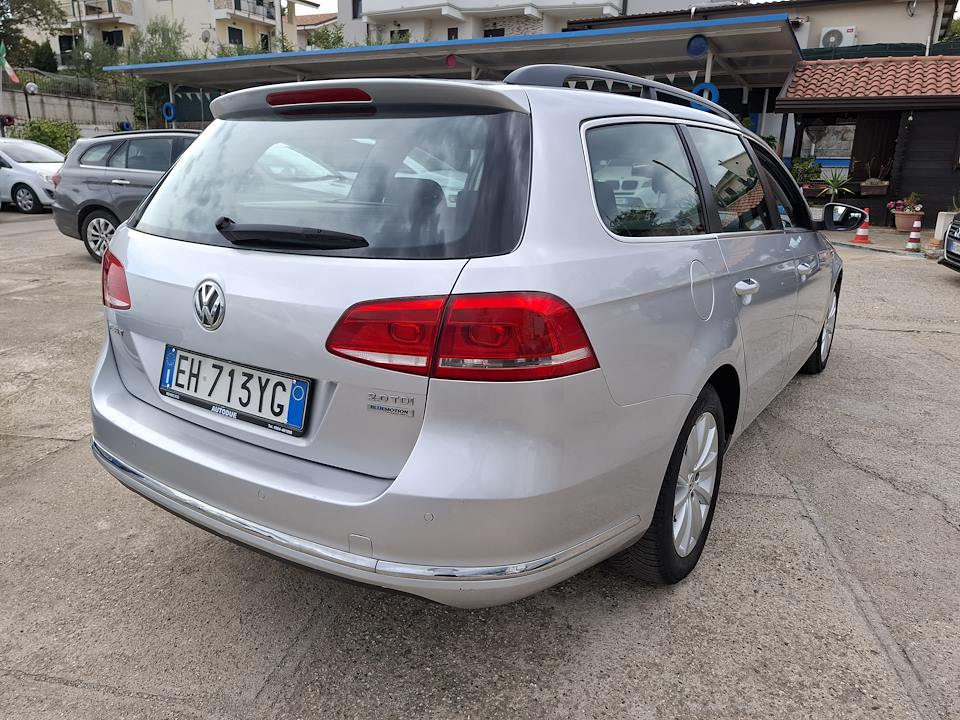 VW PASSAT