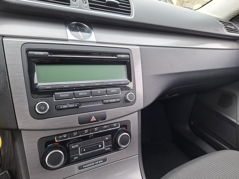 VW PASSAT