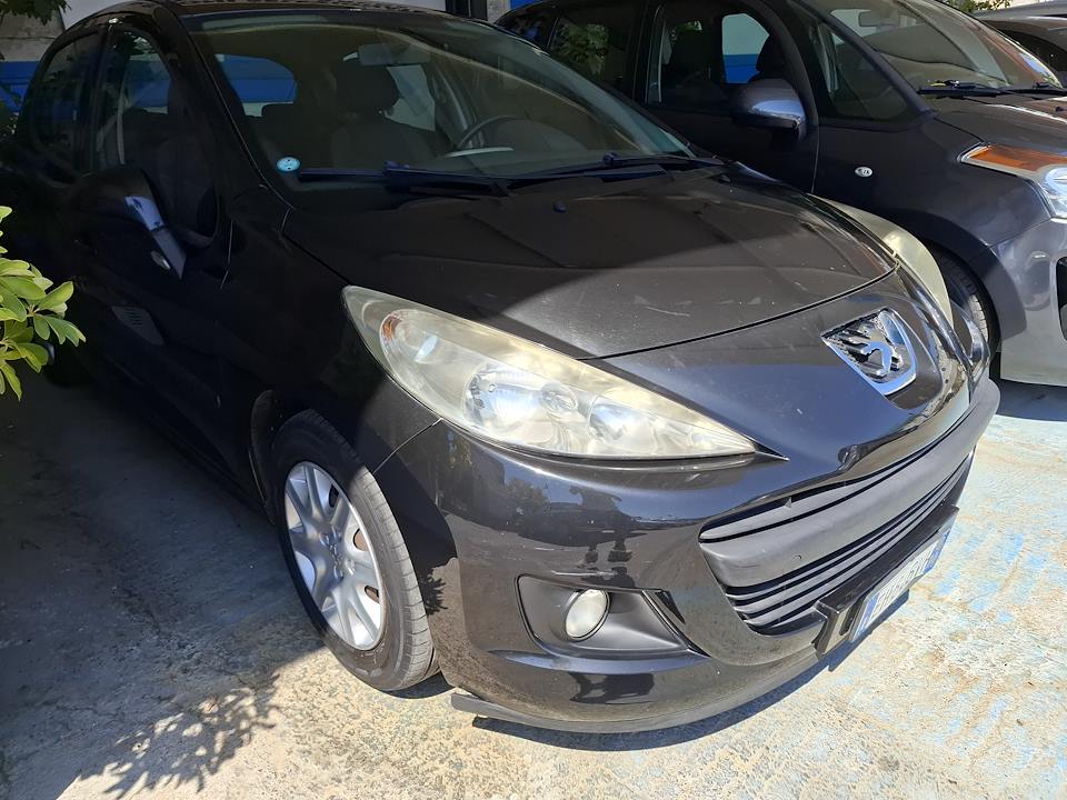 PEUGEOT 207