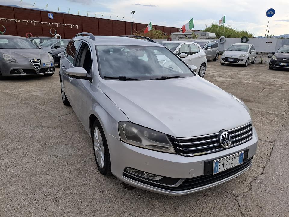 VW PASSAT