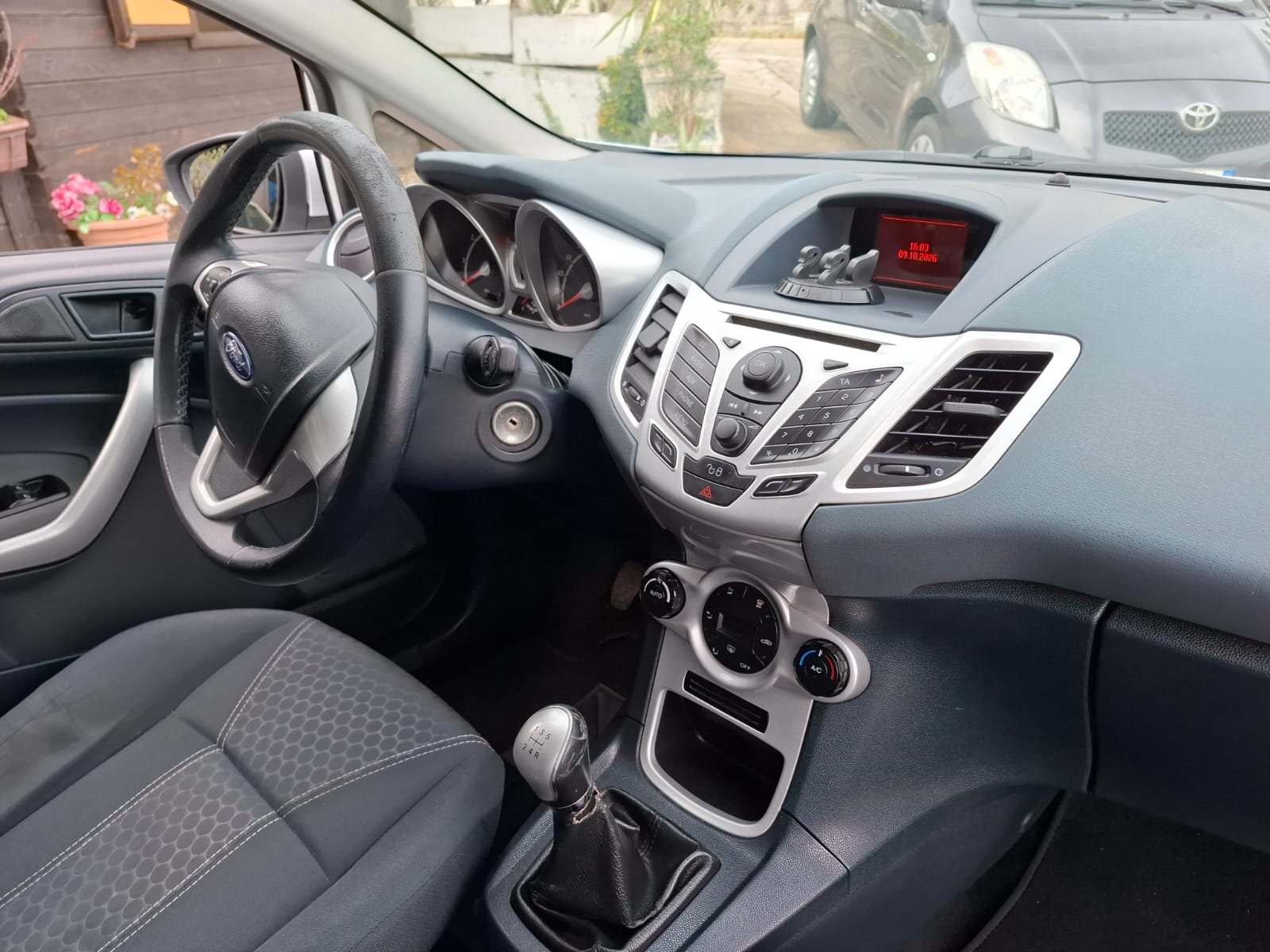 FORD FIESTA