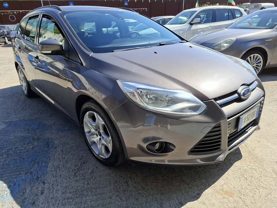 FORD FOCUS